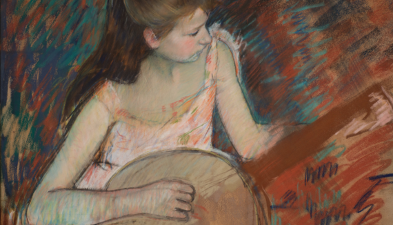 Mary Cassatt Jeune fille au banjo, 1894 Pastel sur papier vélin monté sur toile Sans cadre H. 58,42 ; L. 71,12 cm avec cadre H. 95 ; L. 108 ; EP. 7,5 cm Collection Musée d'Orsay Achat, 2026 © photo : Musée d’Orsay, dist. GrandPalaisRmn